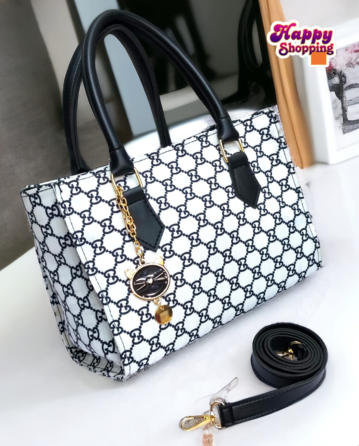 High Quality Bag With Unique Handle For Girls