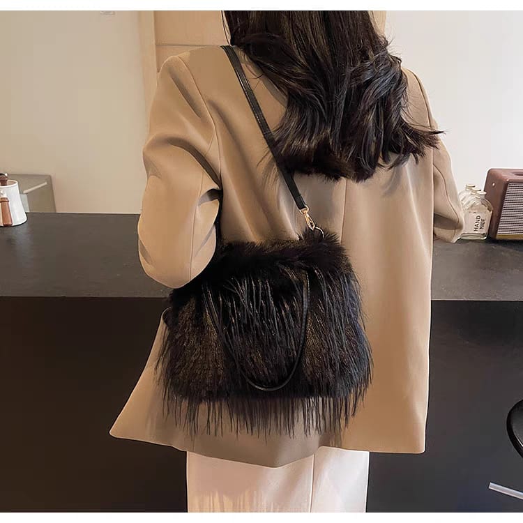 New Furr Luxury Crossbody Handbags